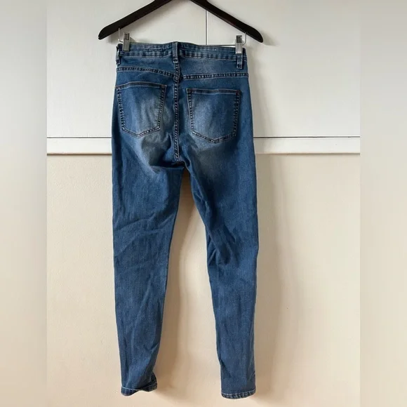 Jane Jeans - Picture 2 of 3